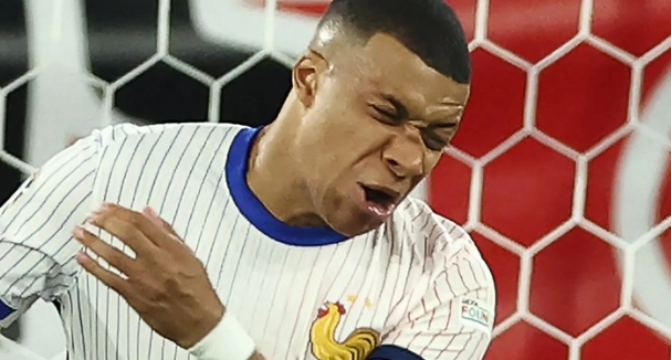 Мбапе сепак нема да оди на операција, ќе носи специјална маска