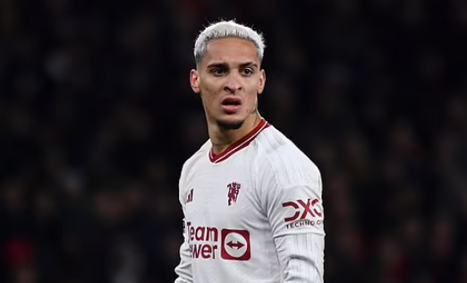 Тен Хаг: Сè уште сум убеден дека Антони има потенцијал да игра за Јунајтед!