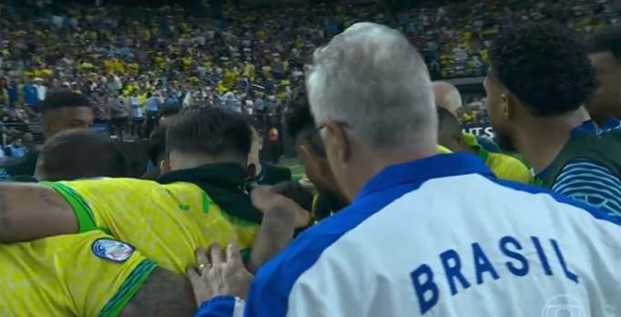 Безобразен потег на Бразилците: Го игнорираа селекторот и сами се договорија кој ќе шутира пенали! (ВИДЕО)