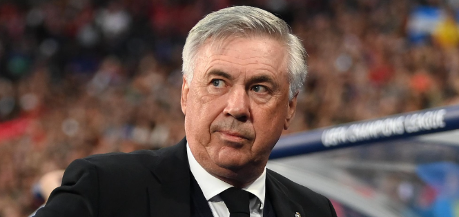 Анчелоти со интересен одговор за позицијата на Мбапе: Теренот е широк 68 метри…