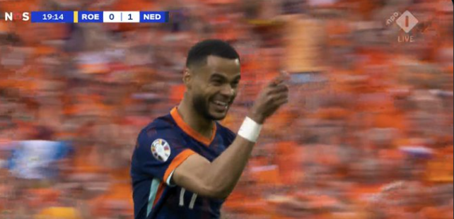 Холандија засега ја оправдува улогата на фаворит, убав гол на Гакпо! (ВИДЕО)