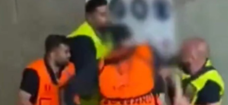 Нов скандал на ЕП: Обезбедувањето брутално го претепа навивачот! (ВИДЕО)