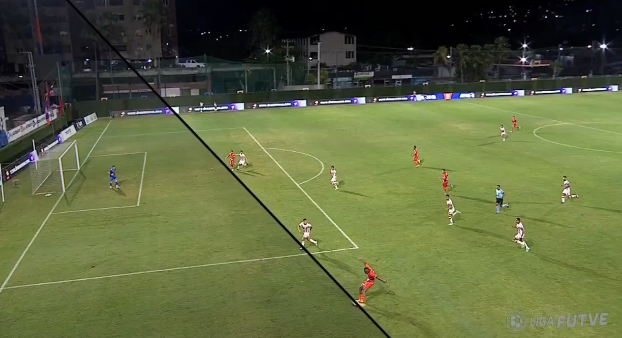 Венецуелска телевизија проба да ги повлече линиите за офсајд и стана предмет на потсмев! (ВИДЕО)