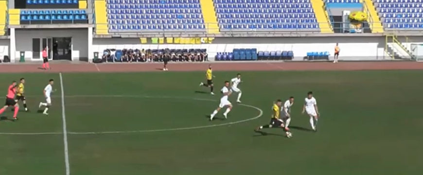 Брегалница и Детонит рутински славеа, играч на Арсими даде гол од половина терен! (ВИДЕО)