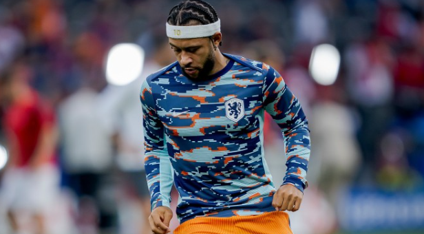 Изненадување: Следниот клуб на Депај ќе биде надвор од Европа!