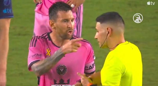 Меси нервозен го опцу судијата: „Ку*вин сине“! (ВИДЕО)