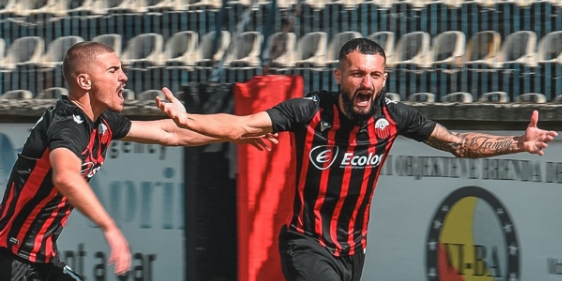 Шкендија смести четири гола во мрежата на Вардар! (ВИДЕО)