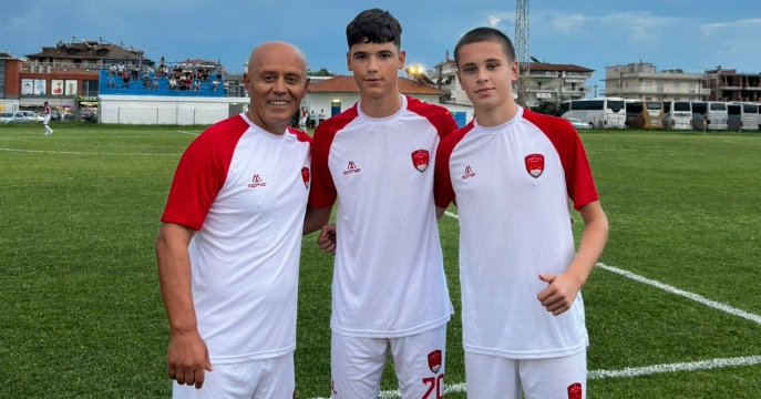 Позитива на денот: Има 60 години и игра за Слога Виница