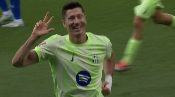 Страшна Барселона: Хет-трик на Левандовски за половина час! (ВИДЕО)