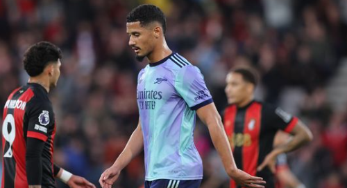 Проблем за Арсенал: Салиба заработи црвен картон, ќе го пропушти големото дерби! (ВИДЕО)