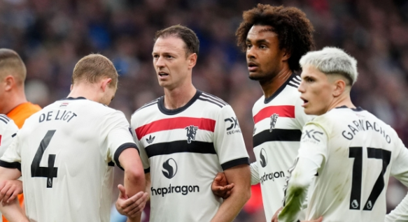 Бербатов: Играчите треба да се засрамат, 36-годишен играч беше МВП!