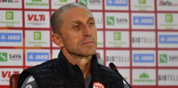 Милевски: Состојбата на теренот не е нормална, фудбалерите заслужуваат подобри услови!