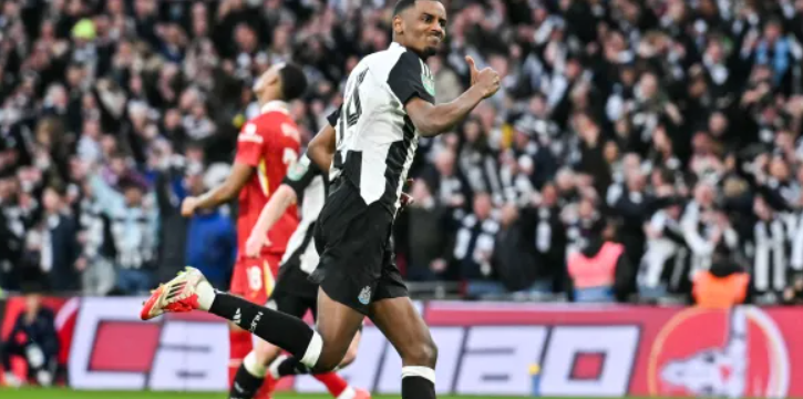 Ливерпул ја изгуби битката за уште еден трофеј: Њукасл е освојувач на Карабао Купот (ВИДЕО)