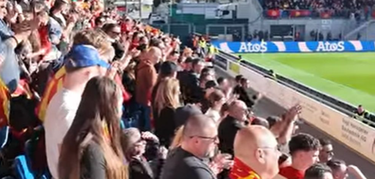 Во спомен на жртвите, во 59. минута се слушаше „Кочани, Кочани“ (ВИДЕО)