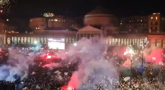 Се слави во Неапол на улица, освоено четвртото Скудето (ВИДЕО)
