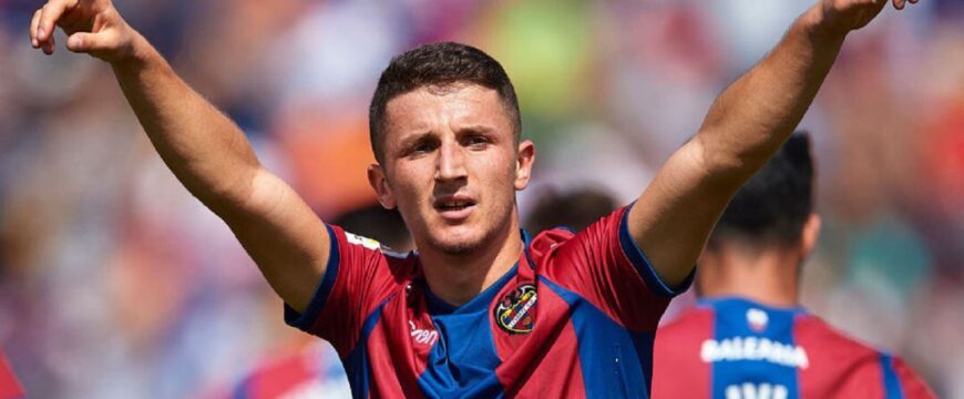 Енис Барди полни 30 години – Ла Лига му оддаде почит на „маестрото за слободни удари“ (ВИДЕО)