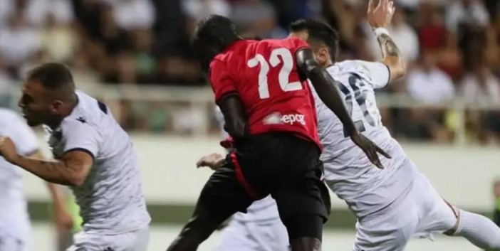 Храбро, но недоволно: Силекс славеше во Скопје, Дечиќ оди понатаму